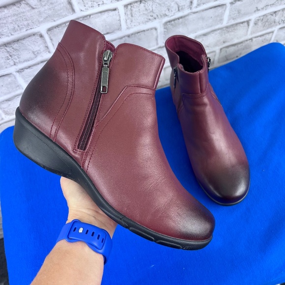 |•PROPET•| Rich Burgundy Leather Ankle Boots Size 11 - Picture 1 of 9